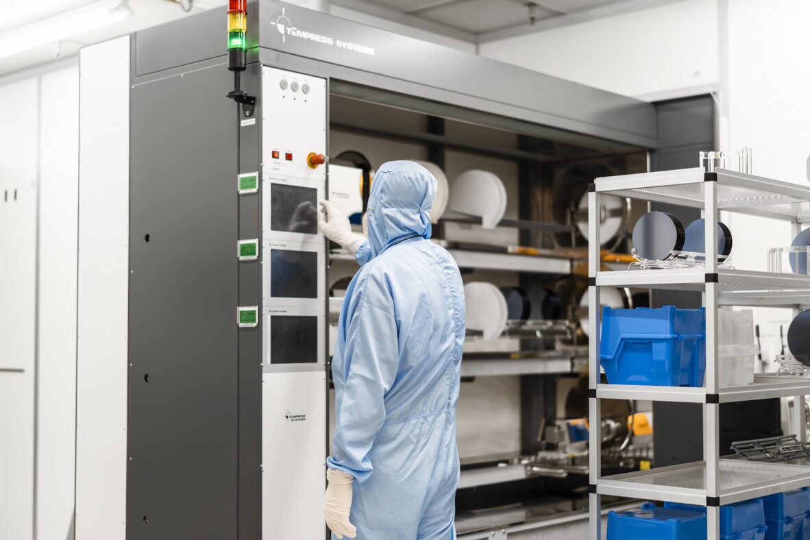 Cleanrooms & labs