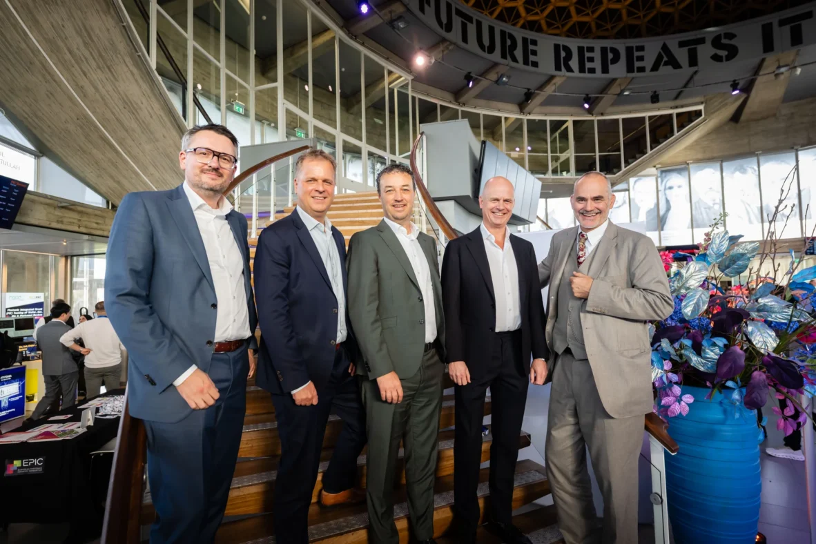 HTCE invests in and constructs building and cleanroom facilities for TNO’s 6-inch Photonic Chip Pilot Line