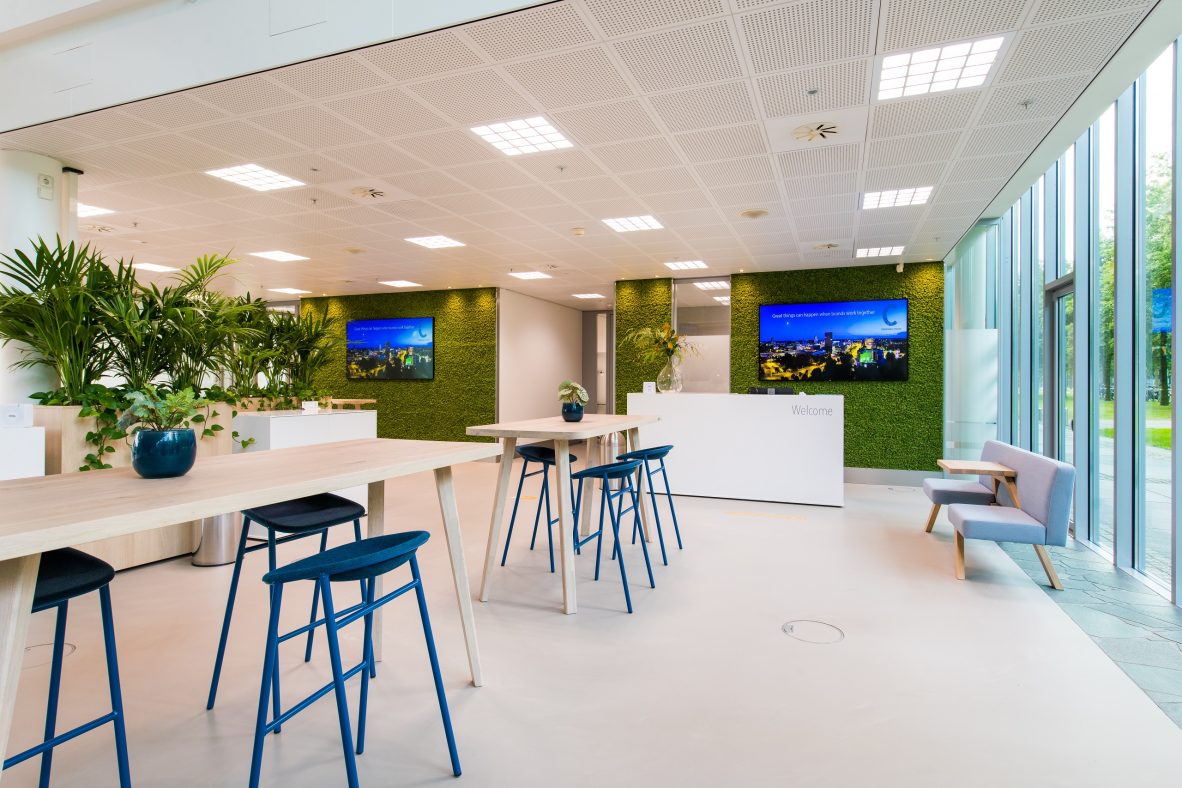 Multifunctional central area