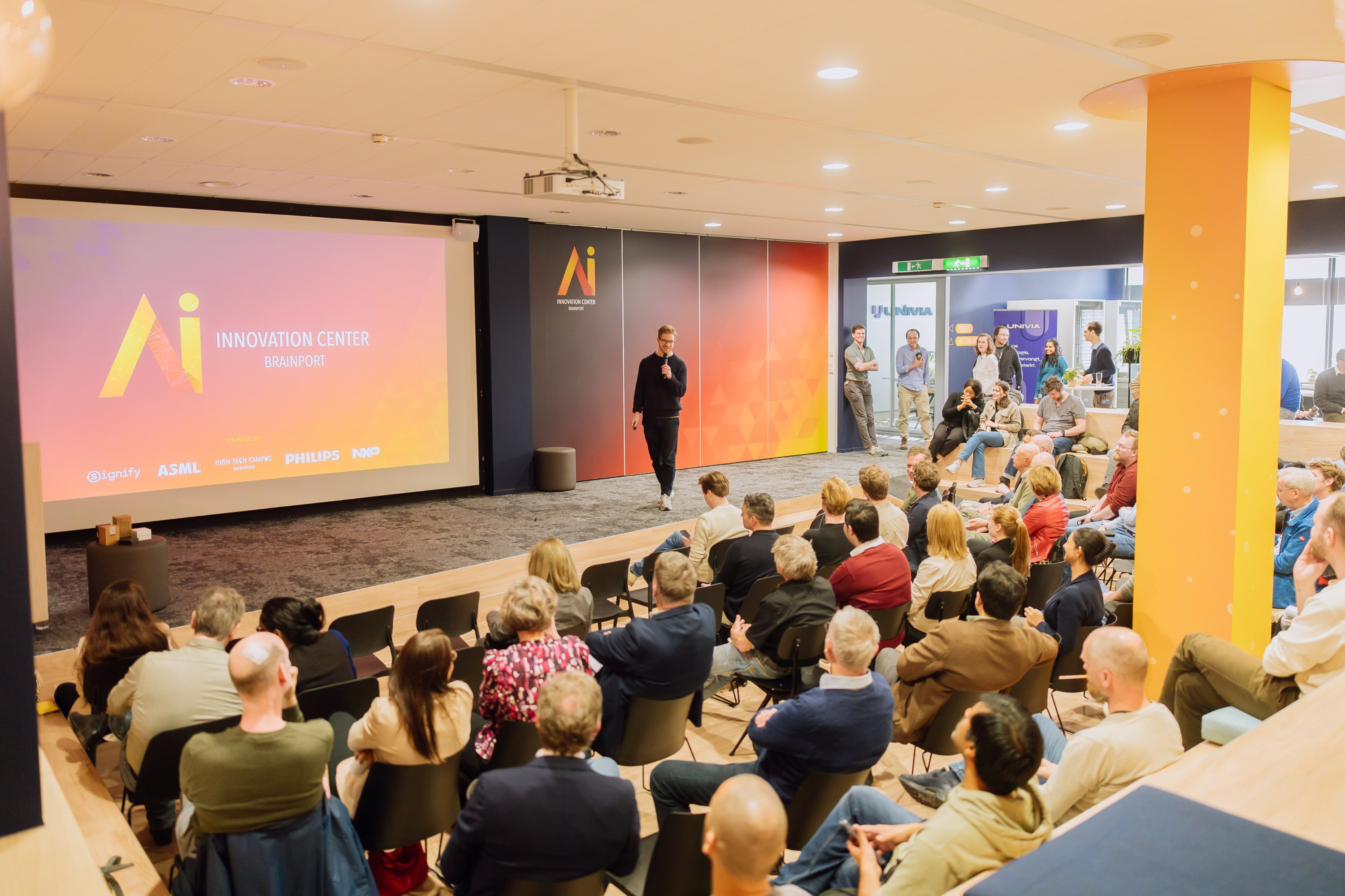 AI Meetup - AI Innovation Center - High Tech Campus Eindhoven