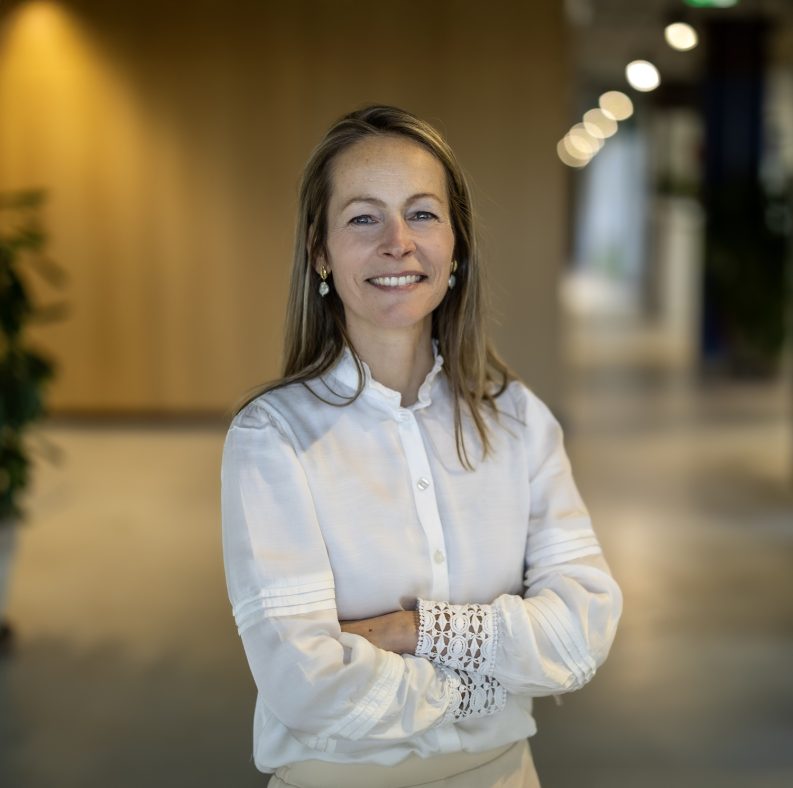 Fe+male Tech Heroes role model profile #60: Elly Zwartkruis: ‘Don’t wait for somebody to tell you to improve. Seize the opportunity.’